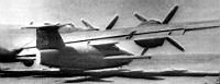 Le "346" sous l'aile d'un B-29
